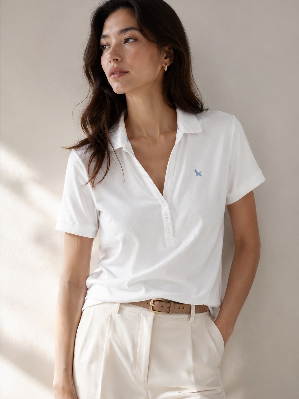 Eddie Bauer Polo Shirt Womens Medium White Good Short Sleeve V-Neck Cotton Blend